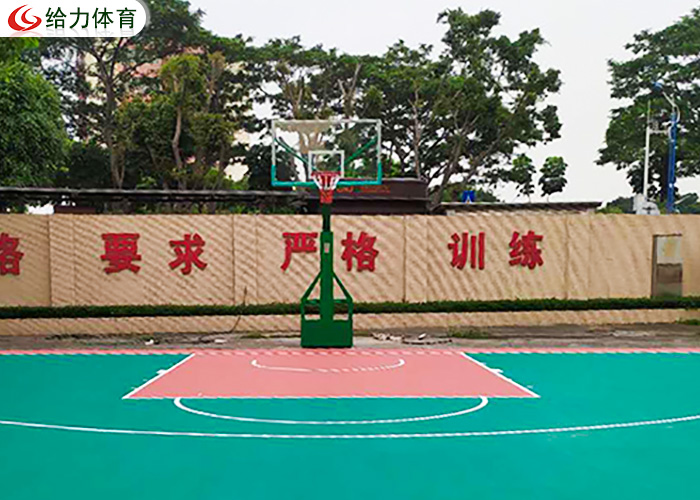 移動(dòng)籃球架