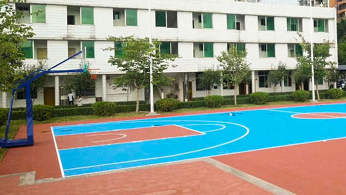 順德容桂實驗學校埋地籃球架大換裝！隔壁學校的學生都羨慕啦