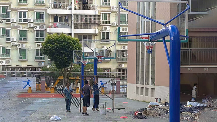 固定籃球架與移動(dòng)籃球架的秘密 做一個(gè)善于觀察的人