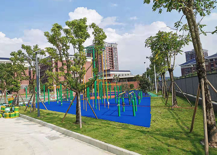 學(xué)校健身器材