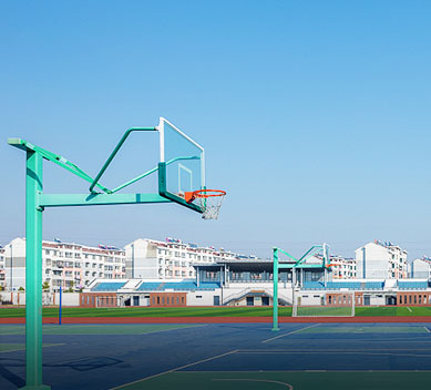 學校籃球架安裝