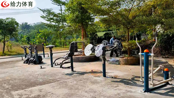 中山小區健身器材